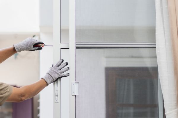 Cost of Window Roller Repair in Charleston